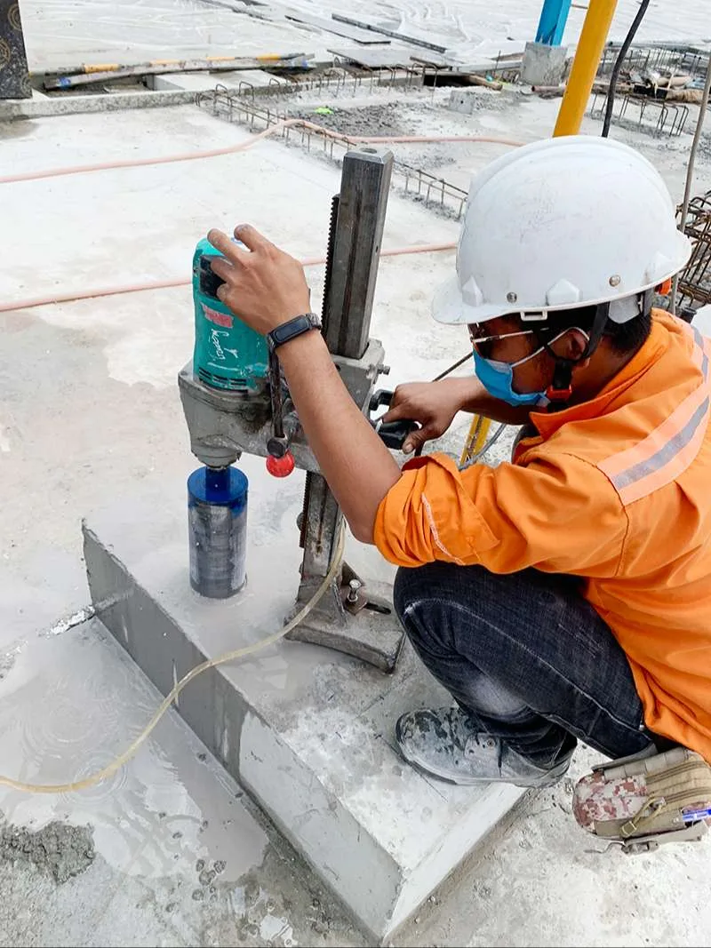 cắt bê tông theo yêu cầu tại KCN Phú Nghĩa