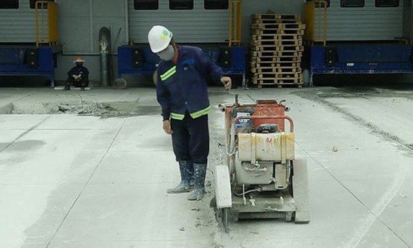 Khoan cắt bê tông tại khu công nghiệp Thăng Long